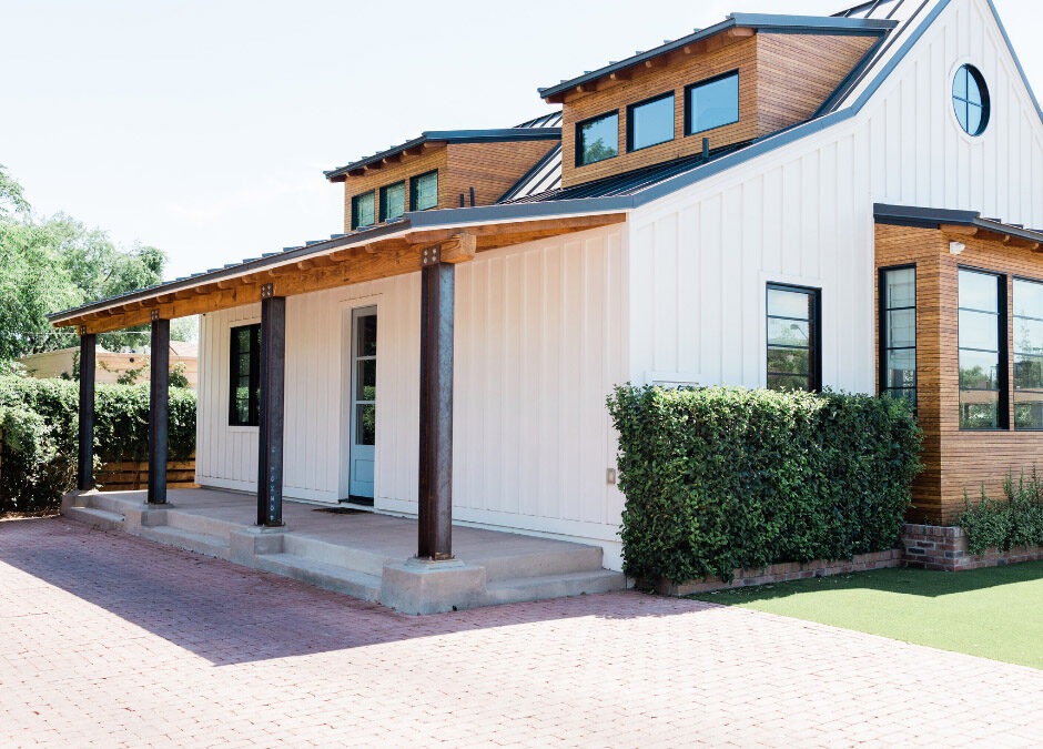Understanding the Impact of Interest Rates on  Home Insurance & Home Prices