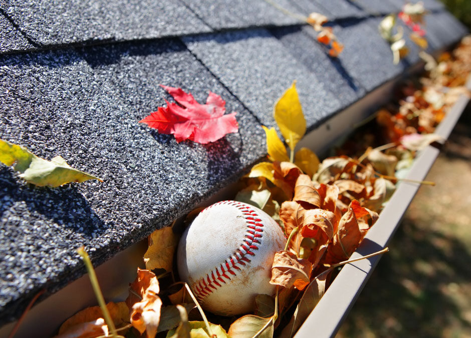 Essential Fall Gutter and Outdoor Maintenance Tips